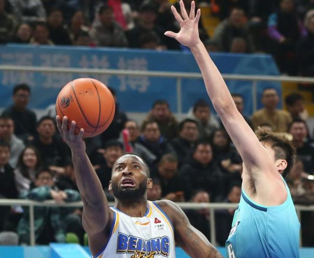 开云体育移动版-CBA｜克服伤病困扰 北汽男篮客场1分险胜山西队